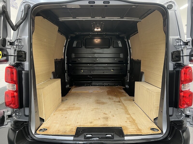 Used Peugeot Expert 2023 for sale - 77643327: Photo 31