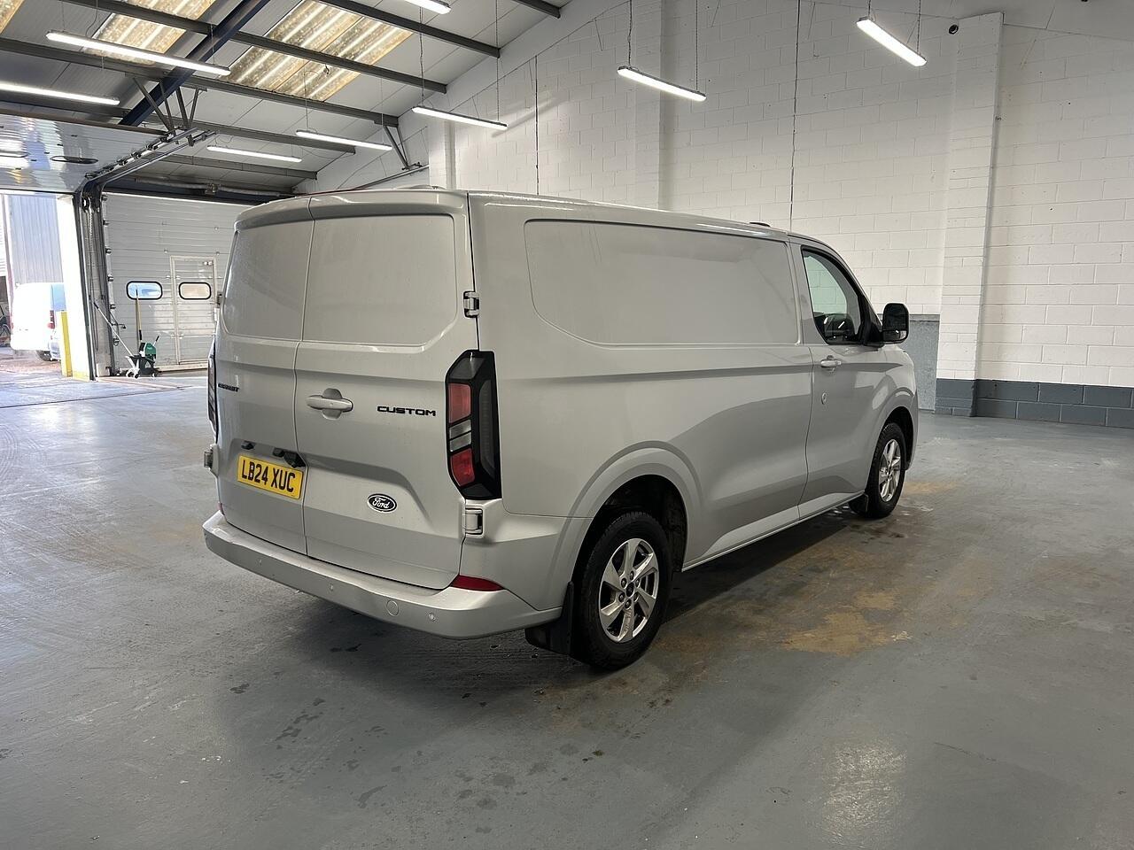 Used Ford Transit Custom 2024 for sale - 76841981: Photo 3