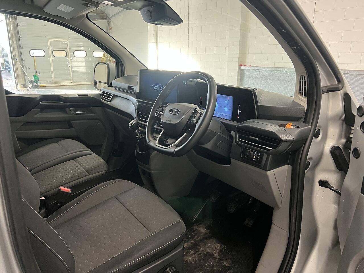 Used Ford Transit Custom 2024 for sale - 76841981: Photo 6