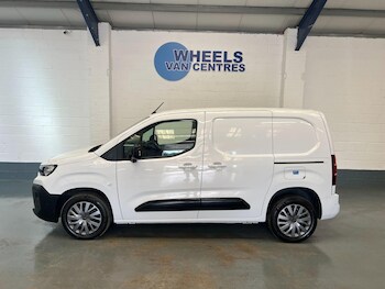 Used Citroen Berlingo 2024 for sale - 75406591: Photo