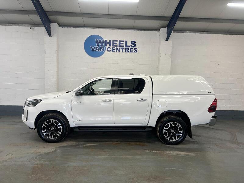 Used Toyota Hilux 2022 for sale - 76904393: Photo 2