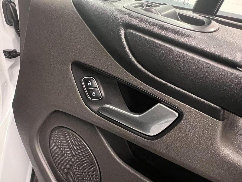 Used Ford Transit Custom 2023 for sale - 76904220: Photo 34