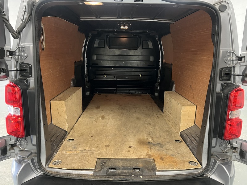 Used Vauxhall Vivaro 2022 for sale - 77328744: Photo 5