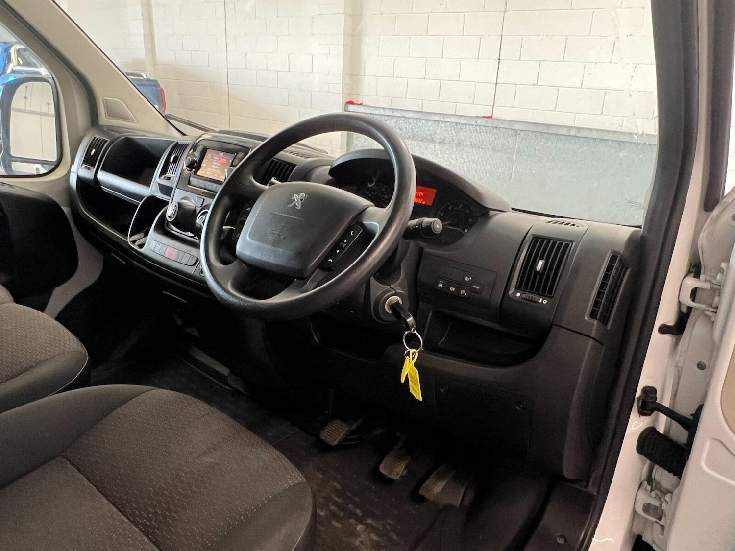 Used Peugeot Boxer 2022 for sale - 76872552: Photo 6