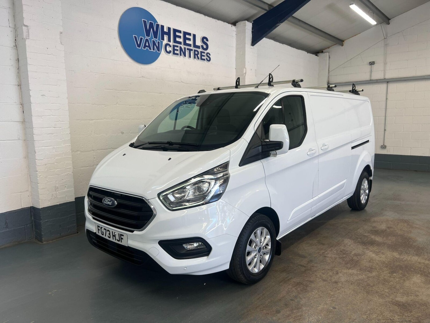 Used Ford Transit Custom 2023 for sale - 76870884: Photo 1