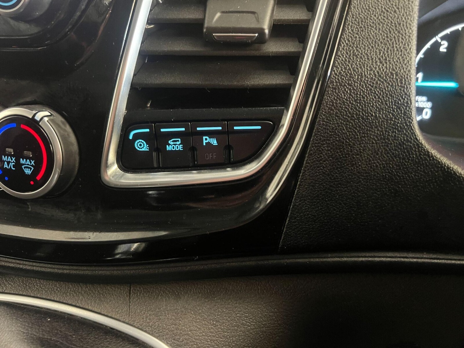 Used Ford Transit Custom 2023 for sale - 76870884: Photo 17