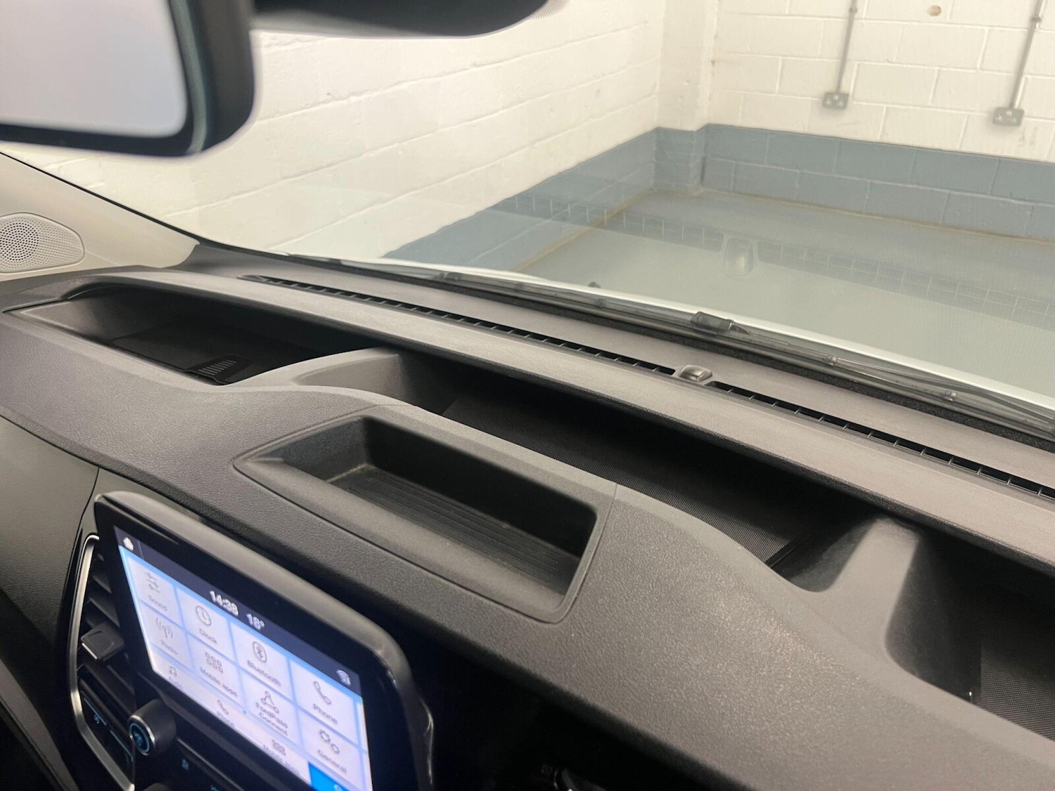 Used Ford Transit Custom 2023 for sale - 76870884: Photo 43