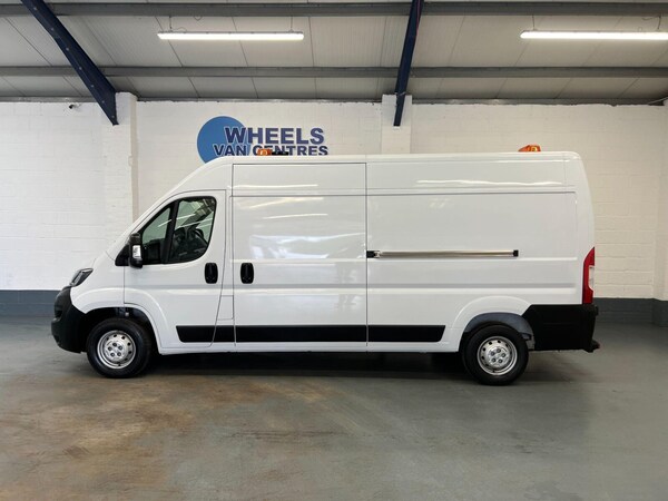 Used Peugeot Boxer 2023 for sale - 75404219: Photo 2