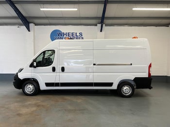 Used Peugeot Boxer 2023 for sale - 75404219: Photo