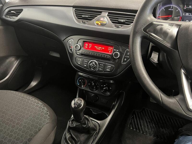 Used Vauxhall Corsa 2018 for sale - 76904231: Photo 19