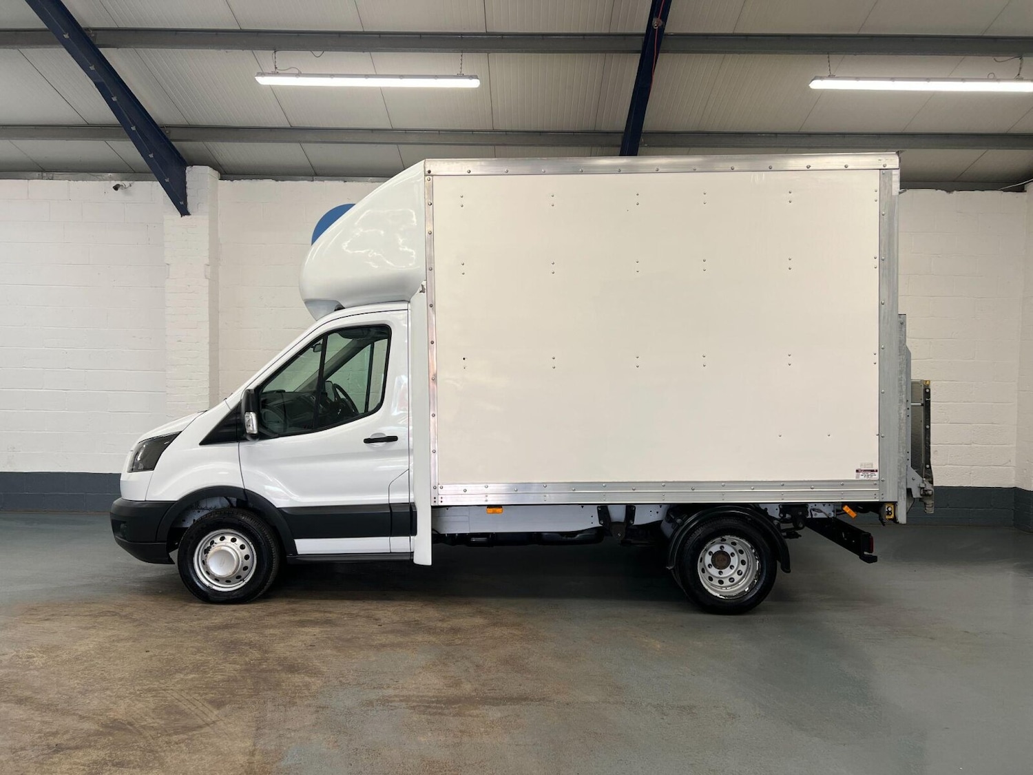 Used Ford Transit 2018 for sale - 76244570: Photo 2