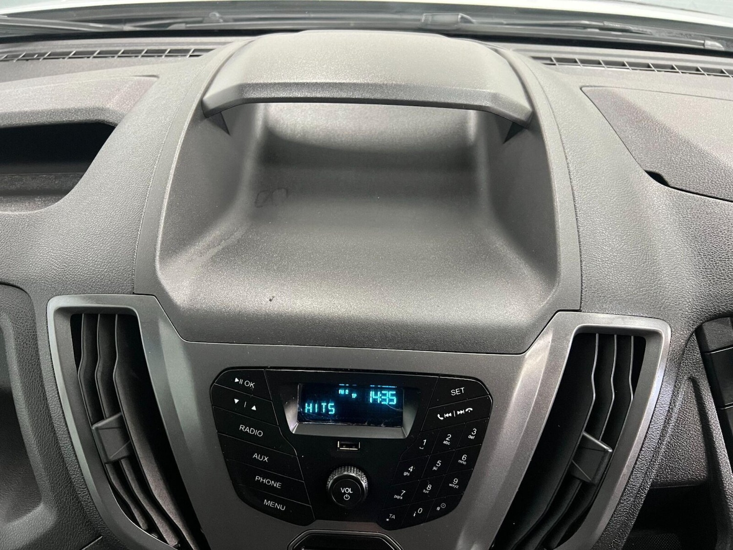 Used Ford Transit 2018 for sale - 76244570: Photo 32