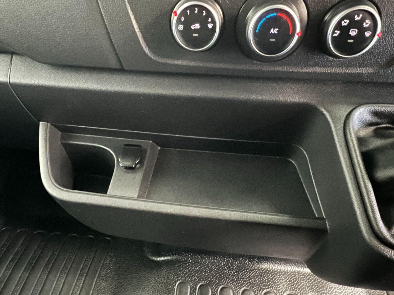 Used Renault Master 2023 for sale - 76870510: Photo 29