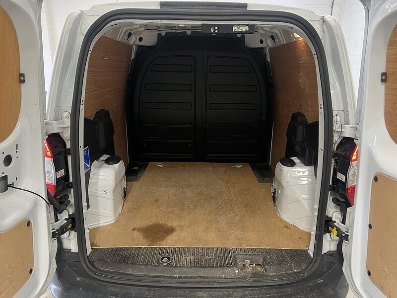 Used Ford Transit Courier 2023 for sale - 77720586: Photo 5