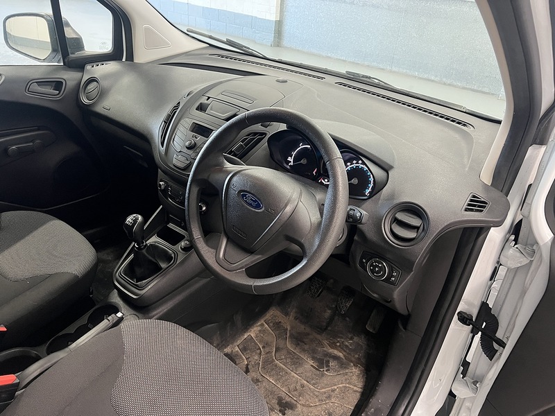 Used Ford Transit Courier 2023 for sale - 77720586: Photo 6