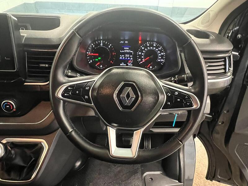 Used Renault Trafic 2023 for sale - 76904187: Photo 30