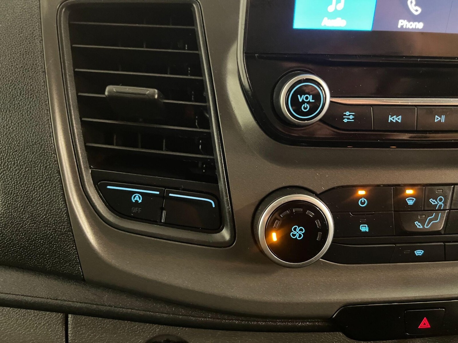 Used Ford Transit 2022 for sale - 75417053: Photo 17