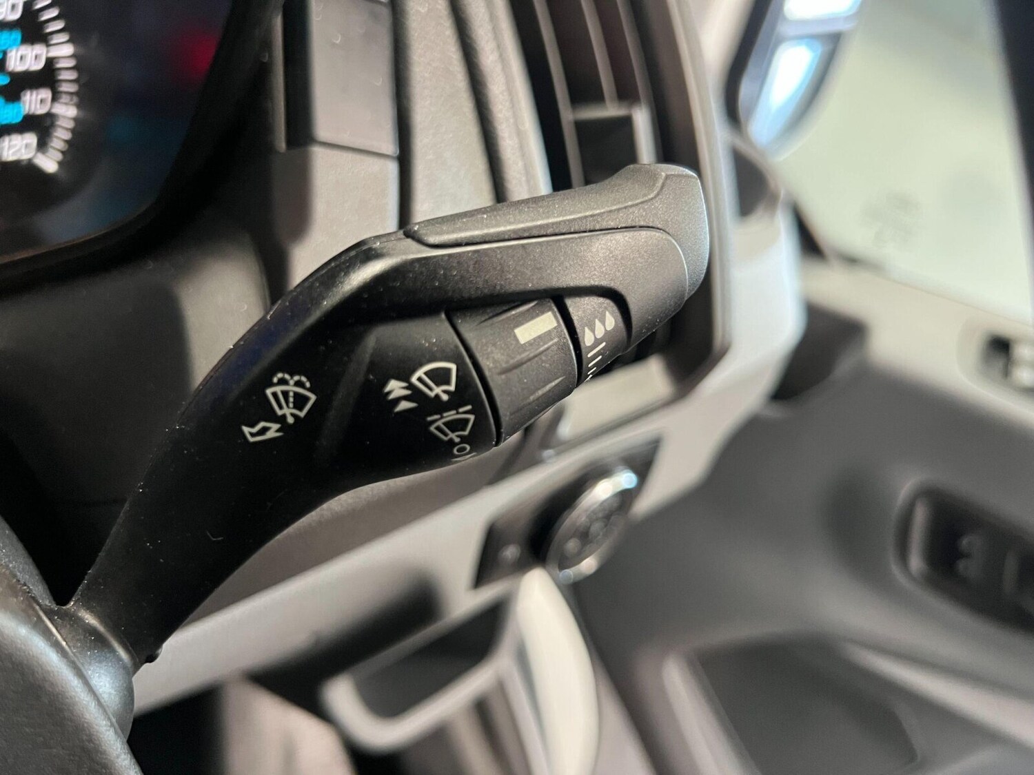 Used Ford Transit 2019 for sale - 76074452: Photo 18