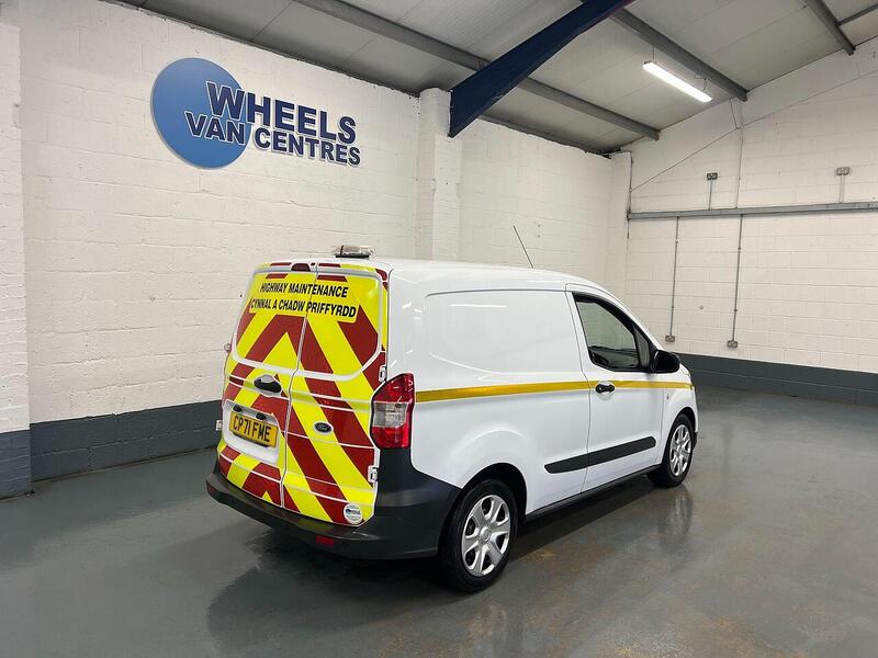 Used Ford Transit Courier 2021 for sale - 76904131: Photo 8