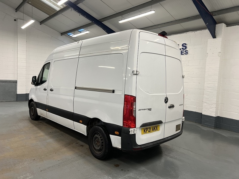 Used Mercedes-Benz Sprinter 2021 for sale - 76969762: Photo 2