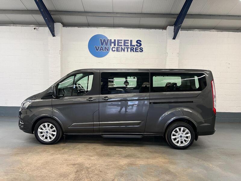 Used Ford Tourneo Custom 2022 for sale - 76903938: Photo 2