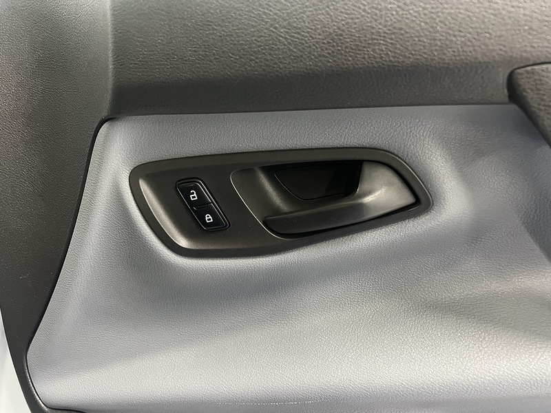 Used Ford Transit Custom 2017 for sale - 77990140: Photo 13