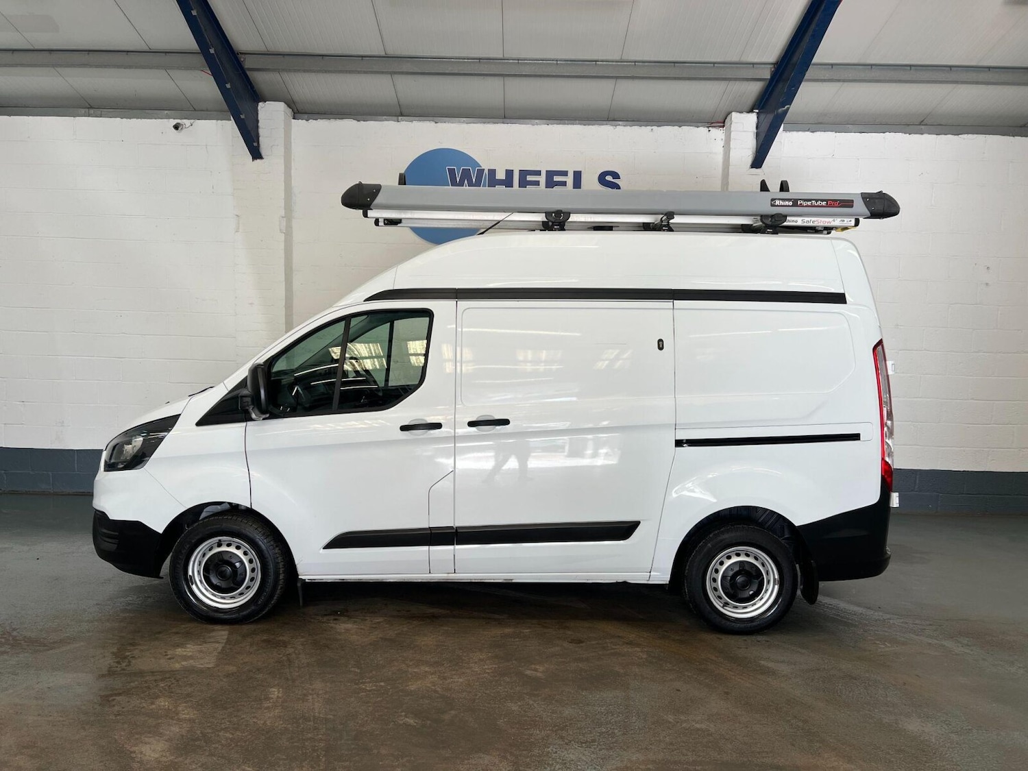 Used Ford Transit Custom 2021 for sale - 76312325: Photo 2