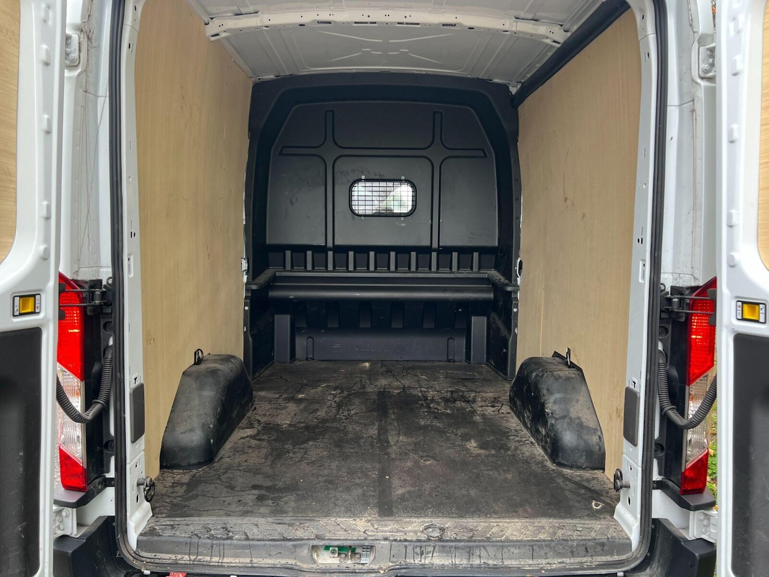 Used Ford Transit 2024 for sale - 76479596: Photo 6