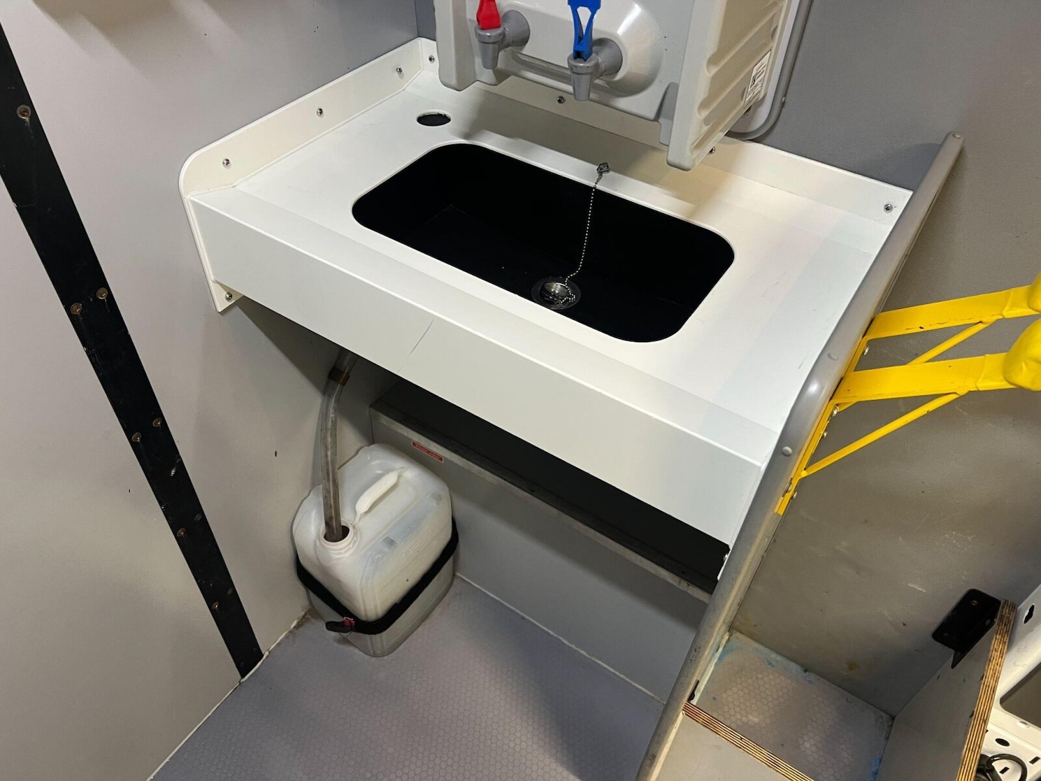 Used Ford Transit 2023 for sale - 76873393: Photo 47