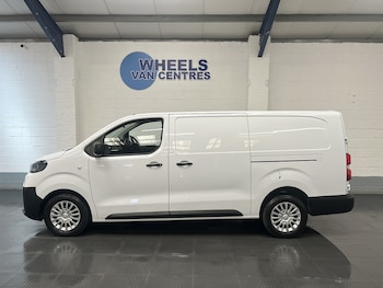 Used Toyota ProAce 2024 for sale - 79436331: Photo