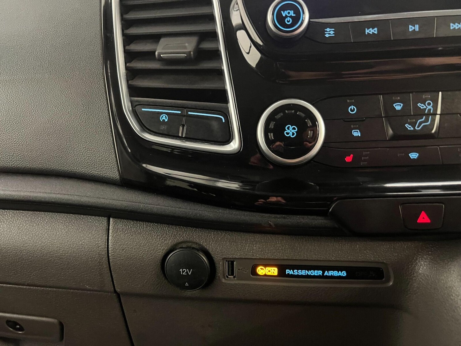 Used Ford Transit Custom 2022 for sale - 76870368: Photo 16