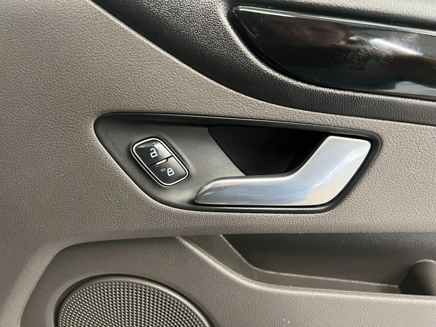 Used Ford Transit Custom 2022 for sale - 76870368: Photo 34