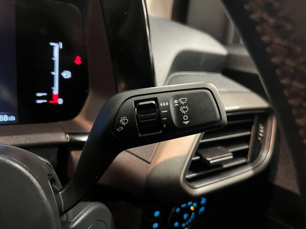 Used Ford Transit Courier 2024 for sale - 76172309: Photo 15