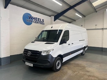 Mercedes-Benz Sprinter feature image