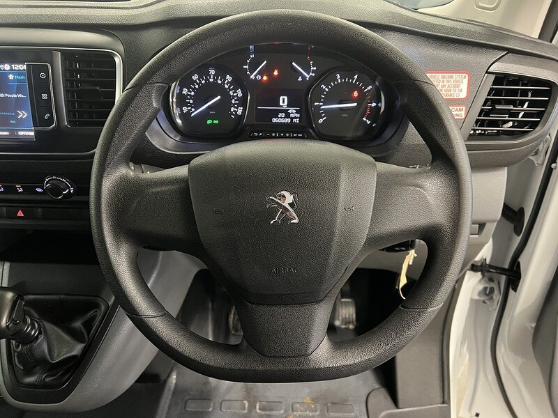 Used Peugeot Expert 2022 for sale - 76904390: Photo 16
