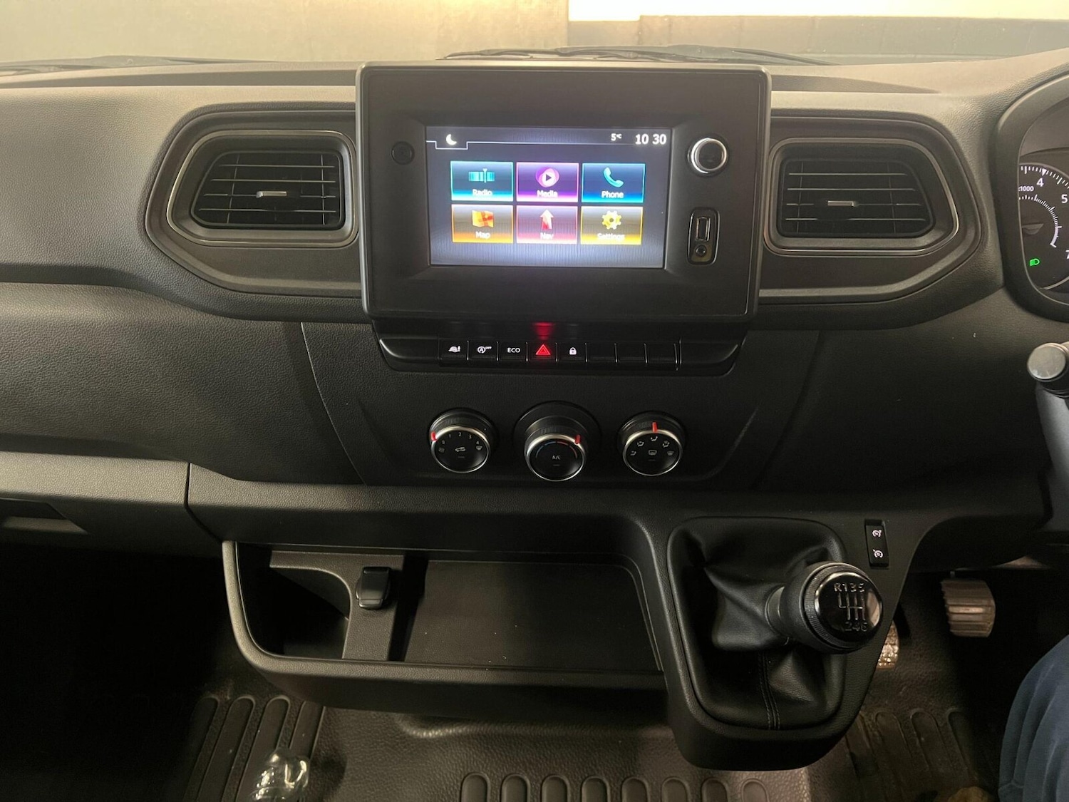 Used Nissan Interstar 2023 for sale - 76630328: Photo 8