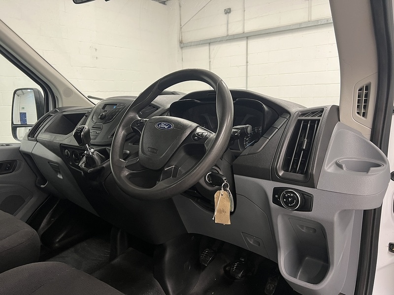 Used Ford Transit 2018 for sale - 77303195: Photo 11