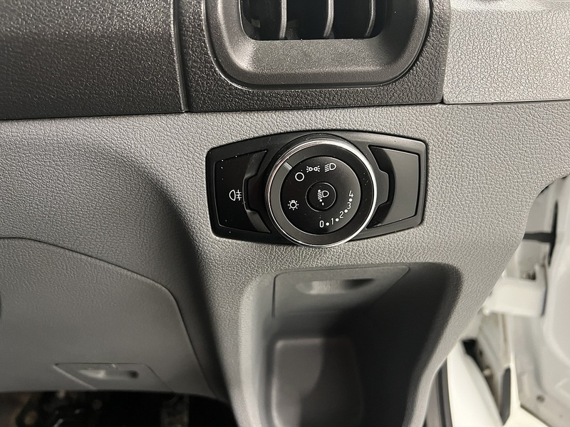 Used Ford Transit 2018 for sale - 77303195: Photo 19