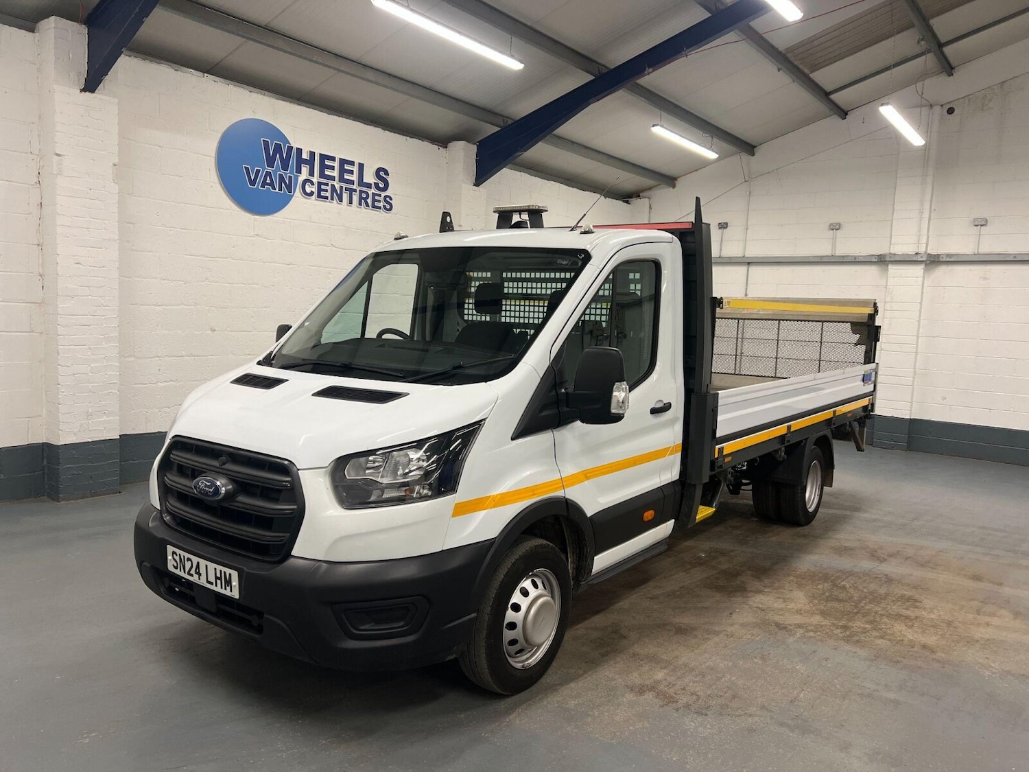 Used Ford Transit 2024 for sale - 76393540: Photo 1