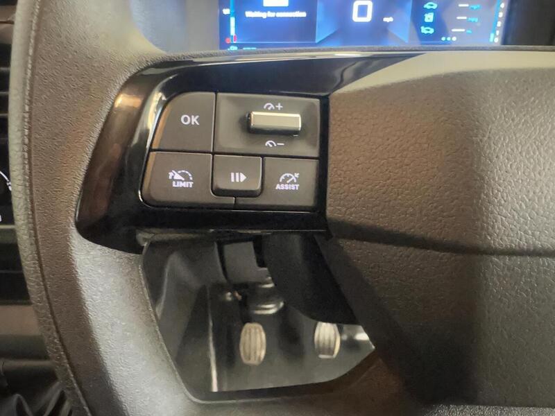 Used Citroen Dispatch 2024 for sale - 76903913: Photo 13