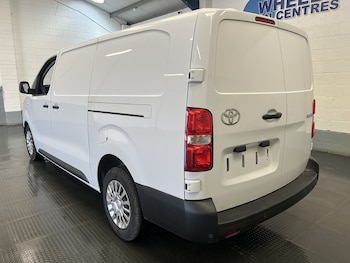 Used Toyota ProAce 2024 for sale - 79163521: Photo