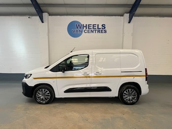 Used Citroen Berlingo 2024 for sale - 75424940: Photo