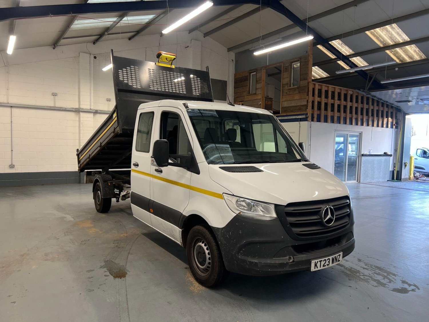 Used Mercedes-Benz Sprinter 2023 for sale - 76722358: Photo 4