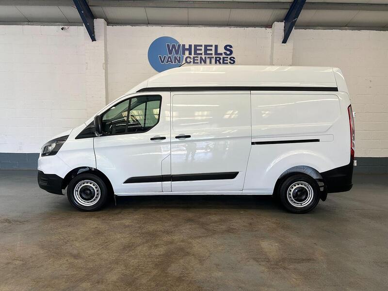 Used Ford Transit Custom 2022 for sale - 76903885: Photo 2