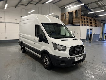 Used Ford Transit 2018 for sale - 76903998: Photo