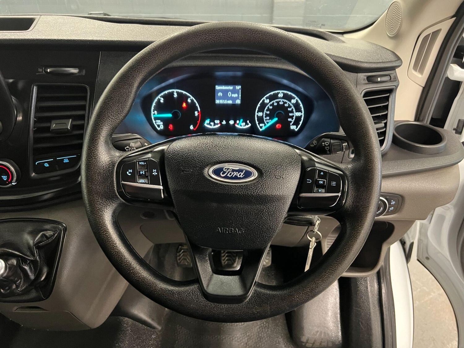 Used Ford Transit 2023 for sale - 76871596: Photo 32