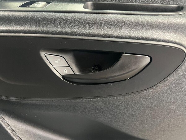 Used Mercedes-Benz Sprinter 2023 for sale - 76079427: Photo 9
