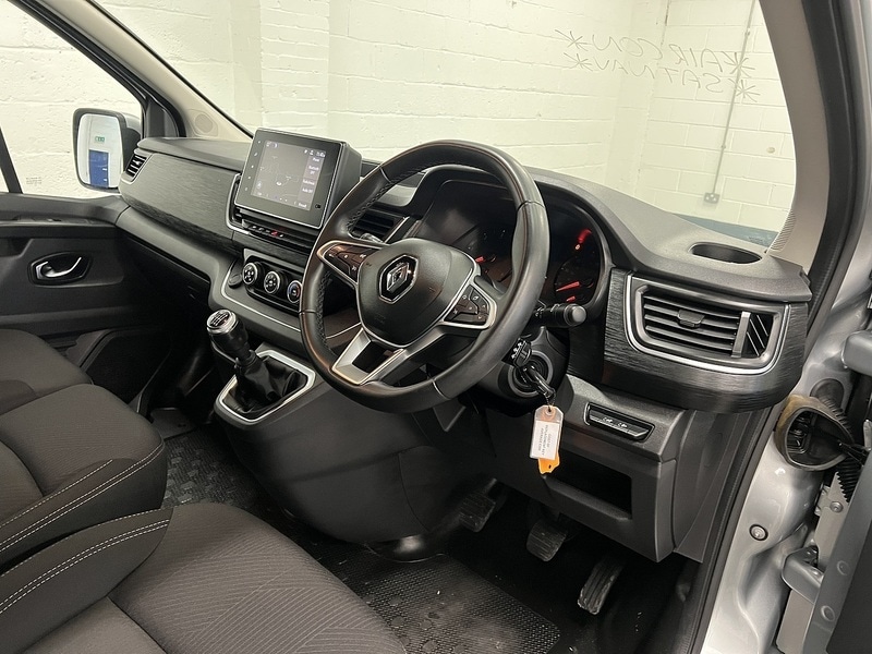 Used Renault Trafic 2023 for sale - 76904248: Photo 11