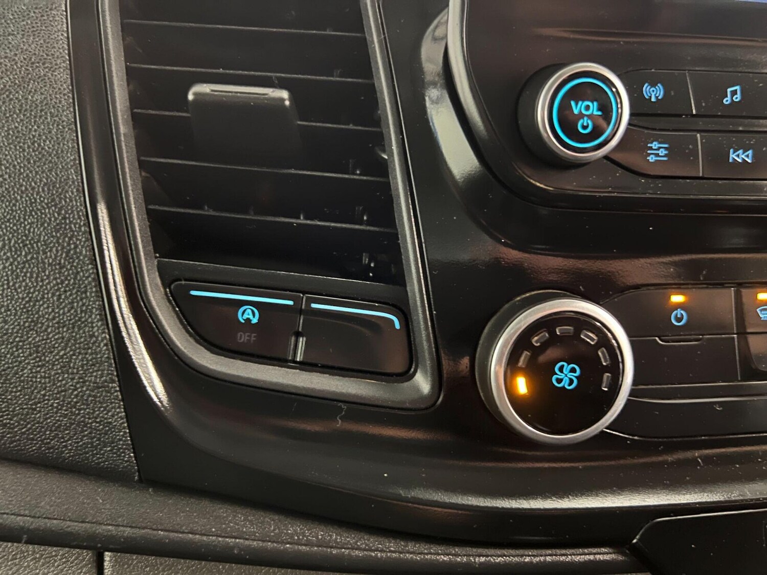 Used Ford Transit 2023 for sale - 76234143: Photo 23