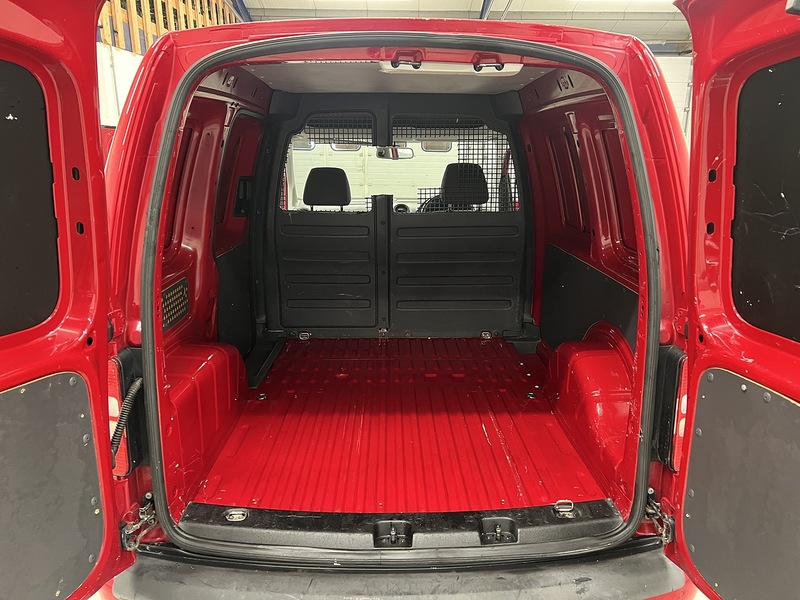 Used Volkswagen Caddy 2015 for sale - 77260872: Photo 29